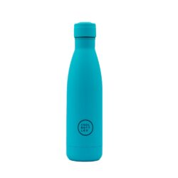 Unikátní nerezová třívrstvá termoláhev Cool Bottles Vivid Turquoise se sametově hebkým povrchem a víčkem stejné barvy.