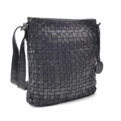 Kožená crossbody kabelka ve vintage stylu