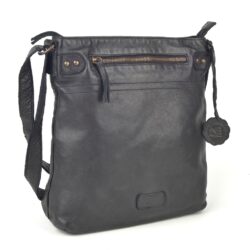 Kožená crossbody kabelka ve vintage stylu